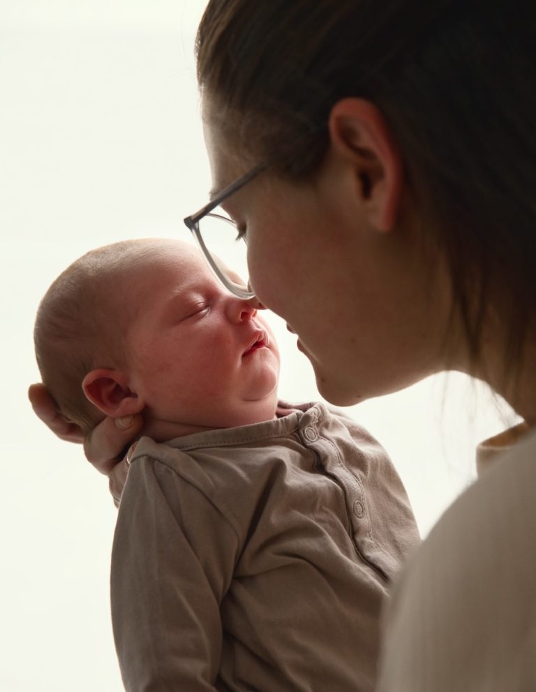 newborn neugeborenenfotografie baby babyboy babygirl mini